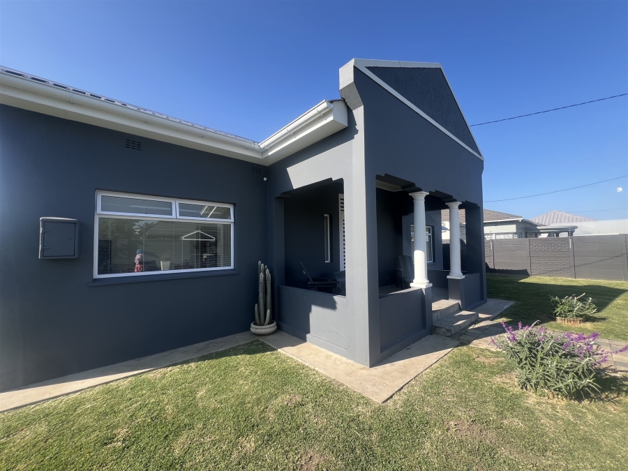 3 Bedroom Property for Sale in Berea Eastern Cape